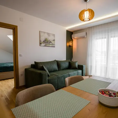 View 46 Arandjelovac